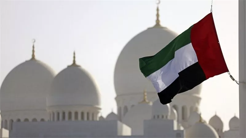 محمد بن زايد يصدر مرسوما بشأن وزارة شؤون الرئاسة في الإمارات