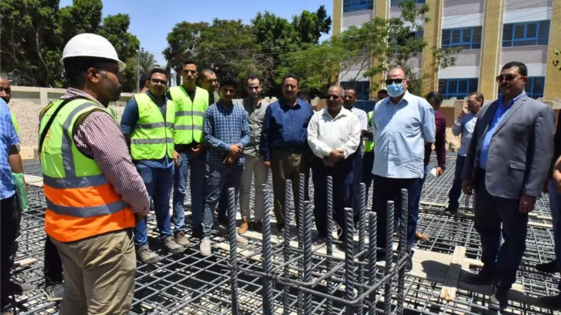 محافظ أسيوط يتفقد أعمال انشاء وحدتين صحيتين ونقطة اسعاف بالغريب والمطمر بمركز ساحل سليم