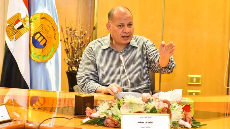 محافظ أسيوط: توزيع لحوم 200 عجل بالمراكز خلال أيام عيد الاضحى