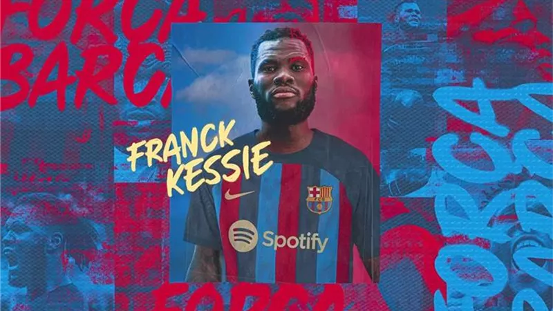 برشلونة يعلن رسميا التعاقد مع نجم ميلان