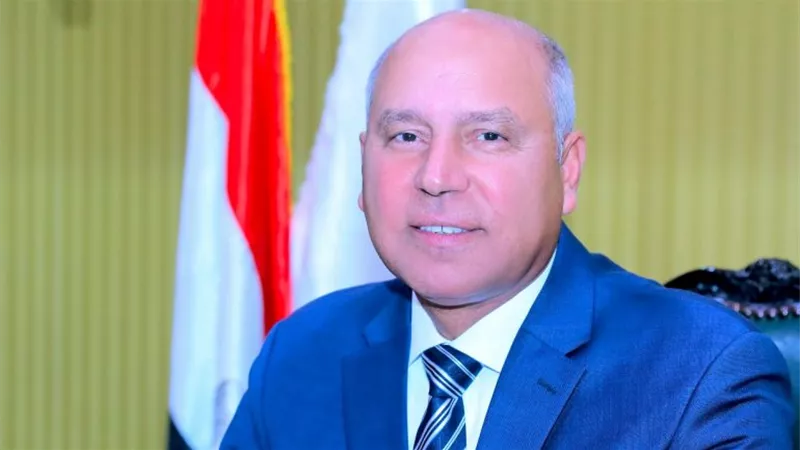 مصر والنمسا توقعان عقد إنشاء شركة لإدارة وتشغيل ورشة العباسية لإنتاج مفاتيح السكك الحديدية