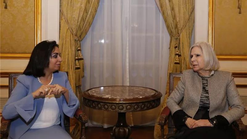 هيفاء أبو غزالة تلتقي مايا مرسى لبحث جهود الجانبين في متابعة الاستفتاء على التعديلات الدستوريه