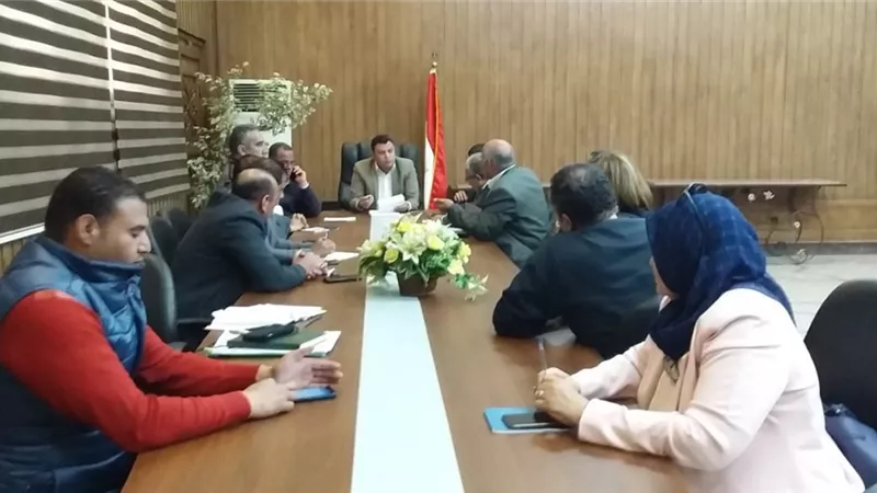رئيس جهاز 6 أكتوبر يواصل اجتماعاته مع السكان لمناقشة مشاكلهم