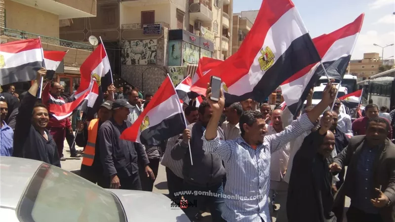 استفتاء العاشر يتحول الى عرس ديمقراطى