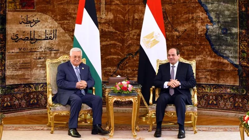 السيسي يتناول مع ابو مازن اخر المستجدات الفلسطينية