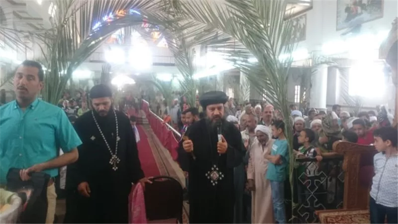 كنائس السويس تحتشد بالمصلين فى الاحتفال بـ 