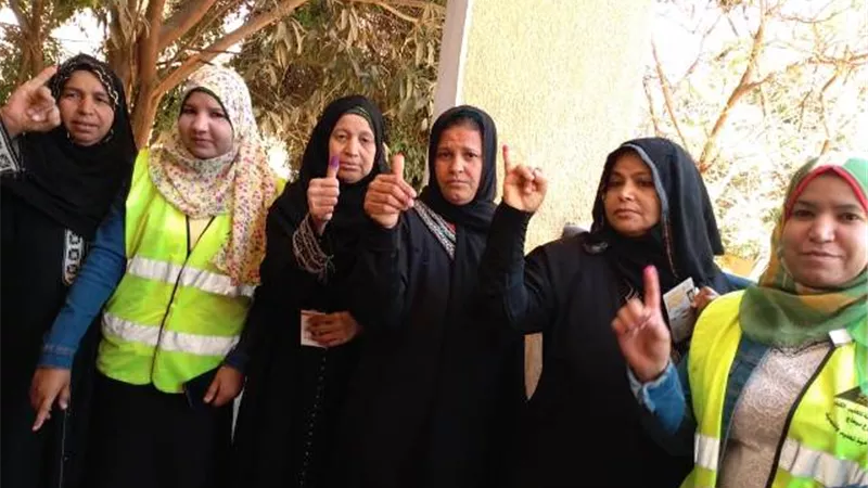 ميسري ومسيرات ودارسات محو الأمية لفتوا الانظار بسوهاج