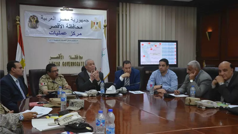 إنتظام العمل داخل اللجان بالأقصر فى اليوم الثانى للإستفتاء