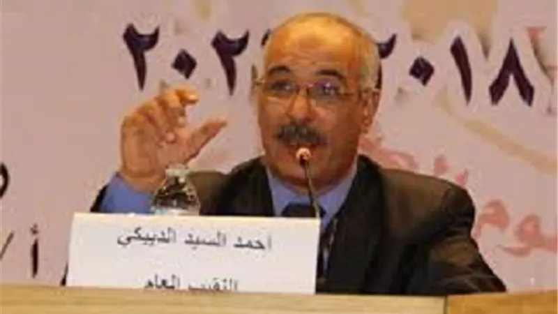 اتحاد العمال يطالب بنقل تبعية المعاهد الصحية للتعليم العالى