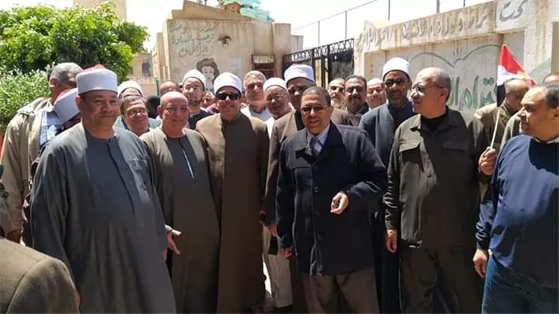 مسيرة لعلماء الأزهر بالمنوفية فى اليوم الثانى للاستفتاء
