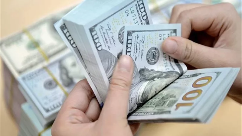 تعرف على اسعار العملات فى مستهل تعاملات الاثنين