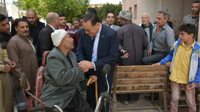محافظ الشرقية يؤكد العرس الديمقراطى يدعو للفخر والاعتزاز بوطننا الغالى