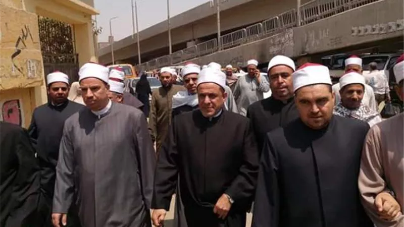 اوقاف الجيزة تنظم مسيره لحث المواطنين علي المشاركه في الاستفتاء