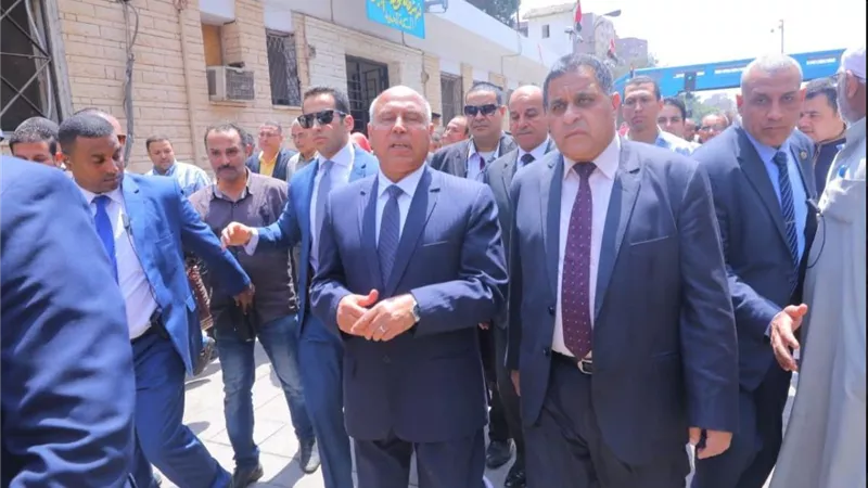وزير النقل يتابع عمليات التصويت على التعديلات الدستورية