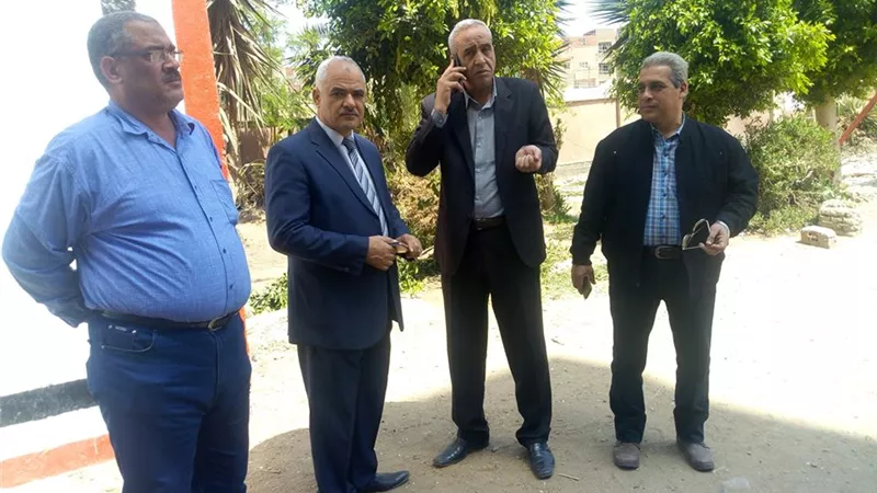 توافد المواطنين ببركة السبع على اللجان فى اليوم الأخير