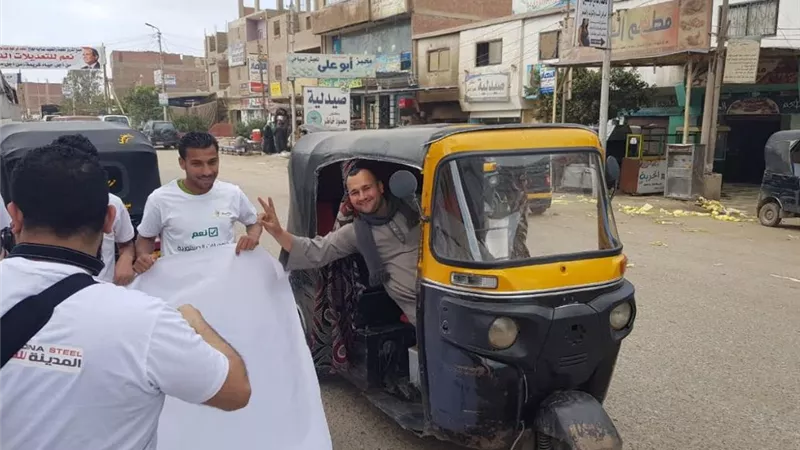 طوابير شبابية للاستفتاء بمعروف..فيديو