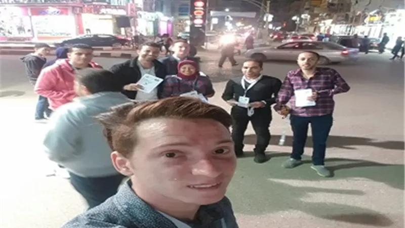 مسيرات شباب حزب الريادة تجوب المحافظات للمشاركة في الاستفتاء.. صور