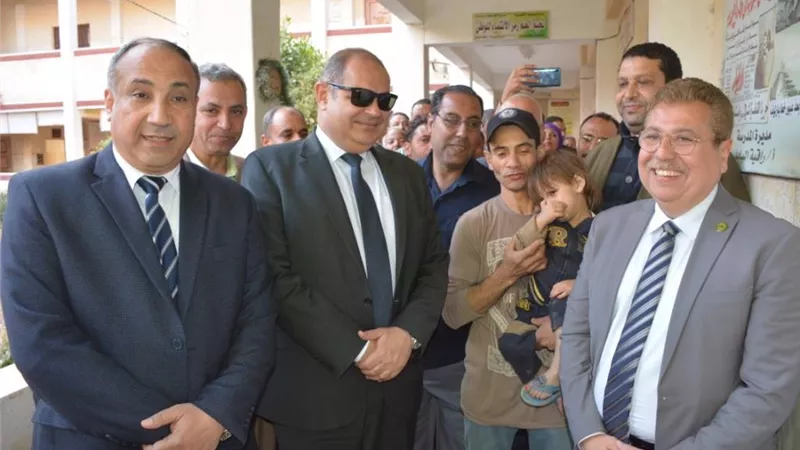 محافظ الغربية .. يواصل جولاته فى لجان الإستفتاء قبل إغلاق الصناديق بمراكز زفتى والسنطة صور وفيديو