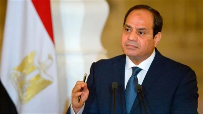 وزير الداخلية يهنئ الرئيس بذكرى تحرير سيناء