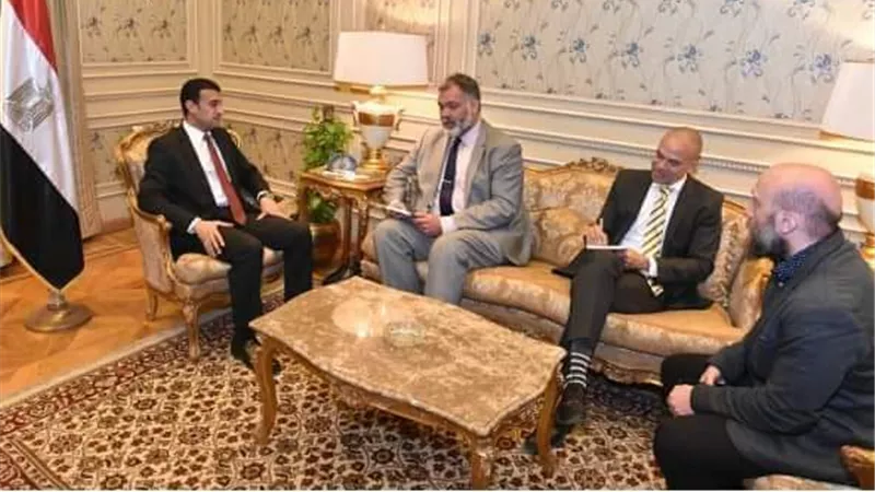 الخولى يلتقى وفد من مجلس الشيوخ الأمريكى