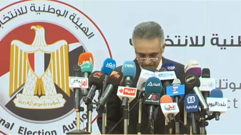 الشريف ..استحدثنا بطاقات للتيسير على المكفوفين بالتعاون مع القومي لشئون الإعاقة