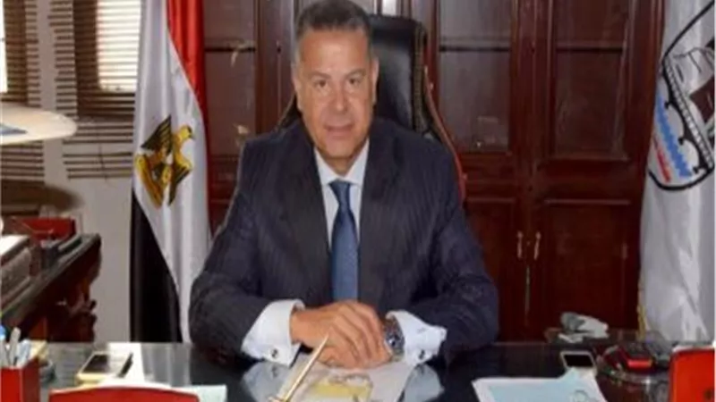 محافظ بني سويف يشكر قيادات تأمين الاستفتاء