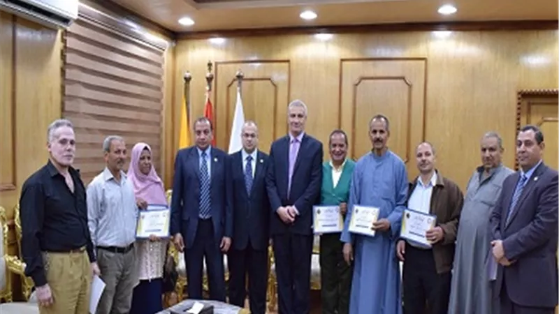 تكريم المحالين على المعاش بجامعة بنى سويف