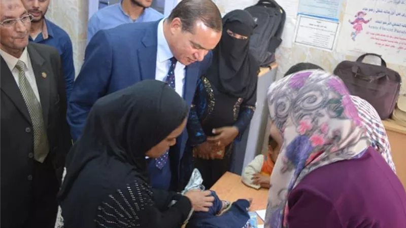 جامعة سوهاج: الكشف والعلاج المجانى علي ٧٨٢ مريض في قافلة طبية بأولاد حمزة