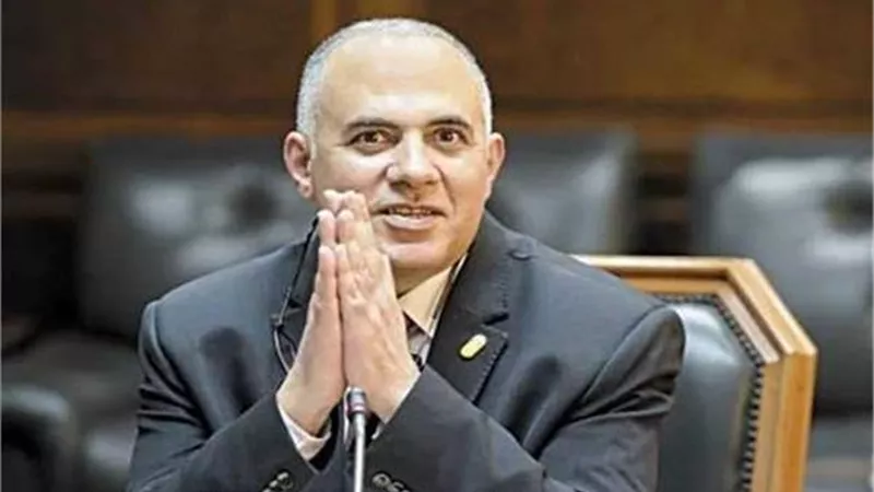 أسرار وقف تحصيل رسوم رفع مياه الرى لأراضى توشكى.. فيديو