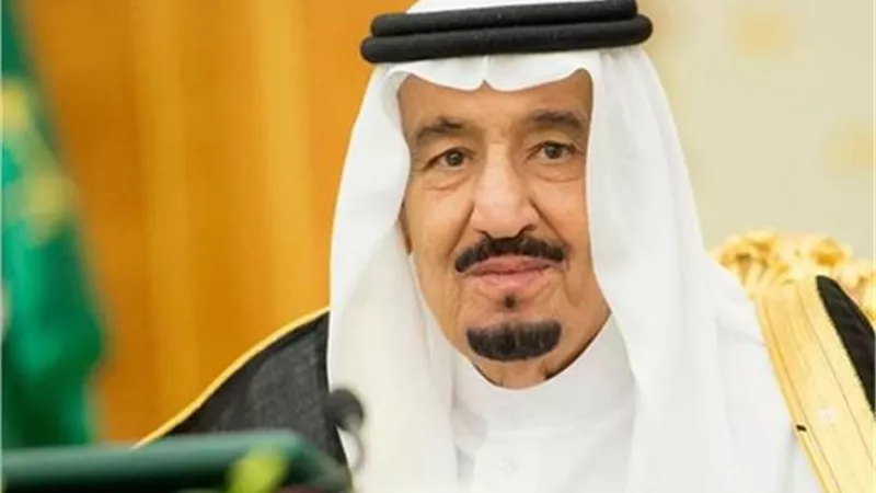 إطلاق اسم خادم الحرمين على الطريق الأوسط بشرم الشيخ
