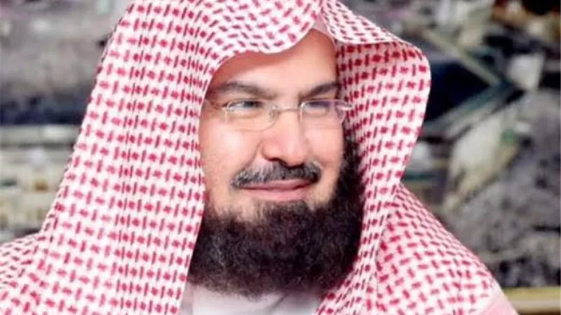 السديس يعتمد جدول إمامة المصلين للتراويح والتهجد خلال رمضان في الحرم المكي
