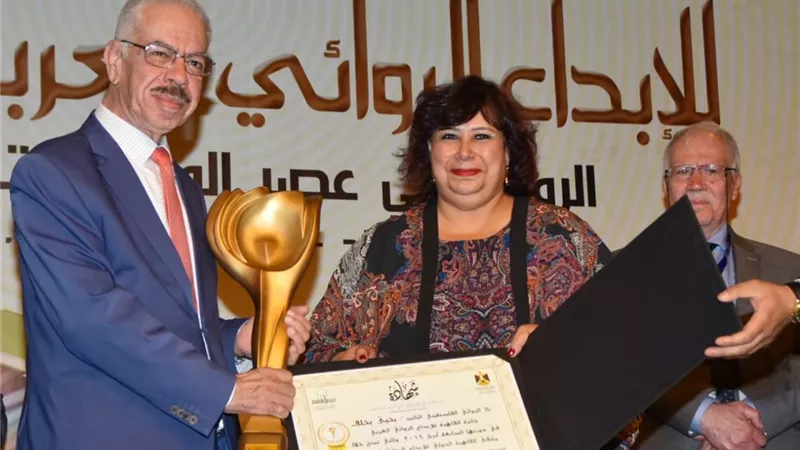 فلسطين تفوز بجائزة ملتقى القاهرة الدولى السابع للابداع الروائى العربى