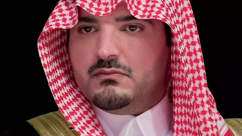 وزير الداخلية السعودي يعتمد خطة تدابير الدفاع المدني بمكة والمدينة خلال رمضان