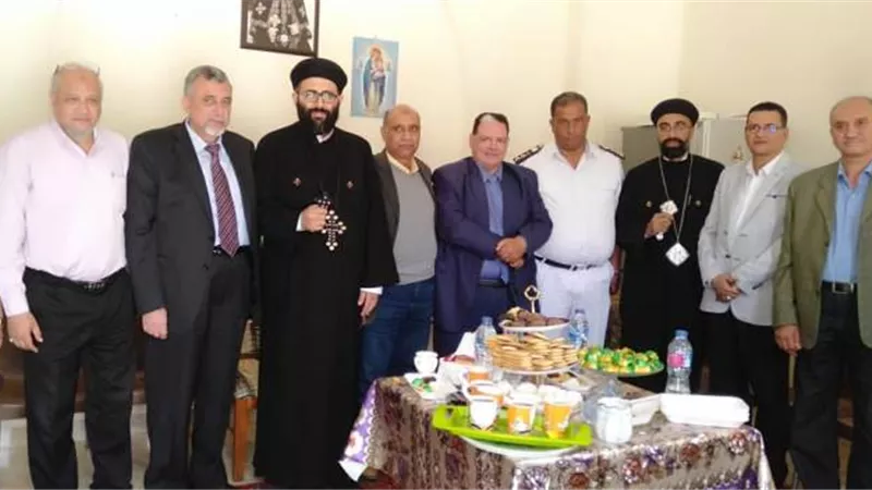قيادات مدينة بدر يهنئون الإخوة الأقباط بعيد القيامة المجيد.. بالصور