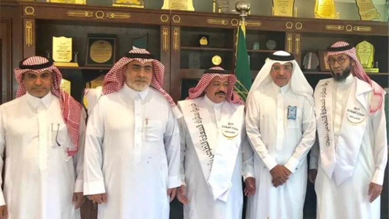 مدير تعليم تبوك يشيد بجهود فريق سفراء السعادة التطوعي