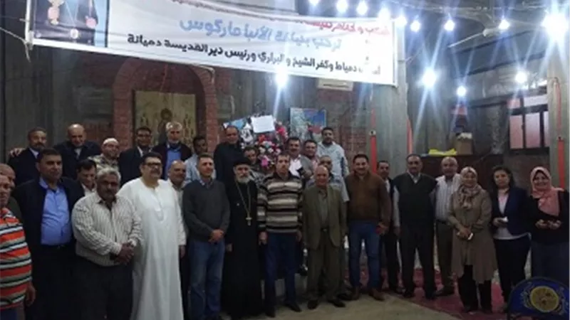 ابناء ببلا يتوافدون على كنيسة ماري جرجس