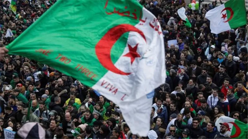 القضاء الجزائرى يستدعي المدير العام السابق للأمن الوطني عبد الغني هامل ونجله