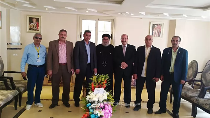 قيادات العاشر يهنؤن الأخوة الاقباط بعيد الميلاد المجيد