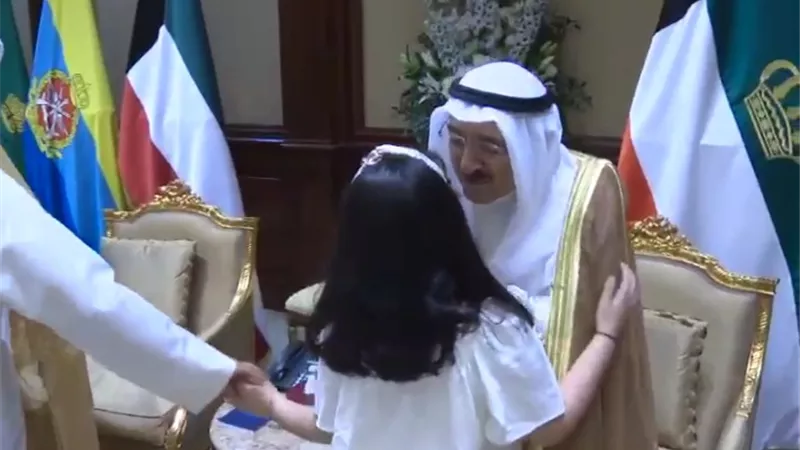 اهتمام اعلامي موسع بلفتة انسانية لأمير الكويت .. فيديو