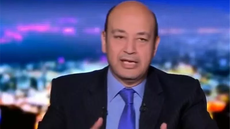 عمرو أديب يعرض فيديو لـ شيرين وهى تداعب جمهور حفلها بالرياض.. فماذا قالت ؟