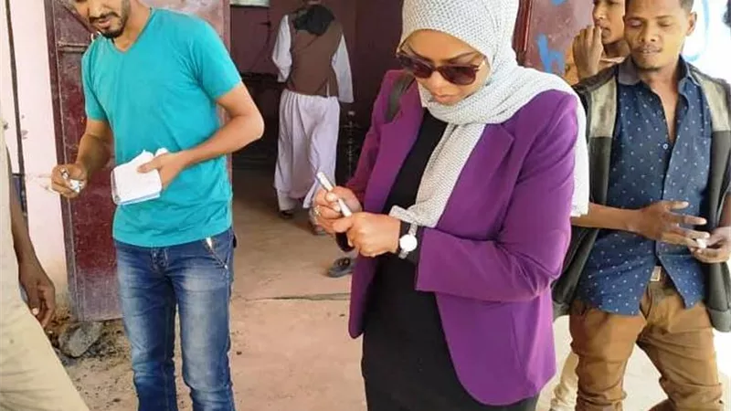 محافظ أسوان يوجه مسئولى الصحة لتشديد الرقابة الصحية ورش المبيدات لمكافحة إنتشار الحشرات
