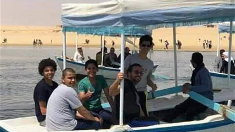 آلاف الزوار يحتفلون بأعياد الربيع بالفيوم