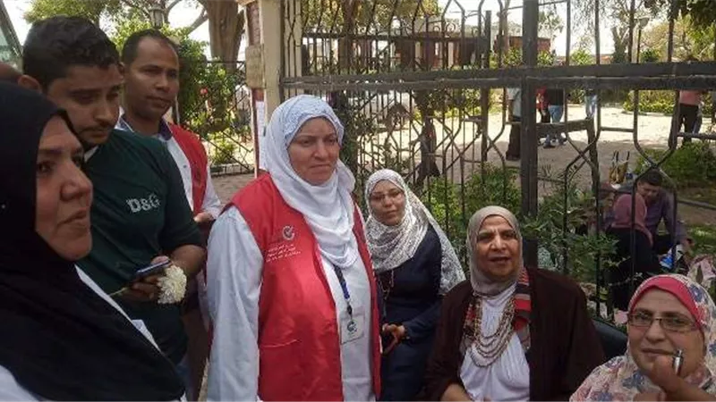 الكشف علي المواطنين في 100 مليون صحة بحدائق القناطر