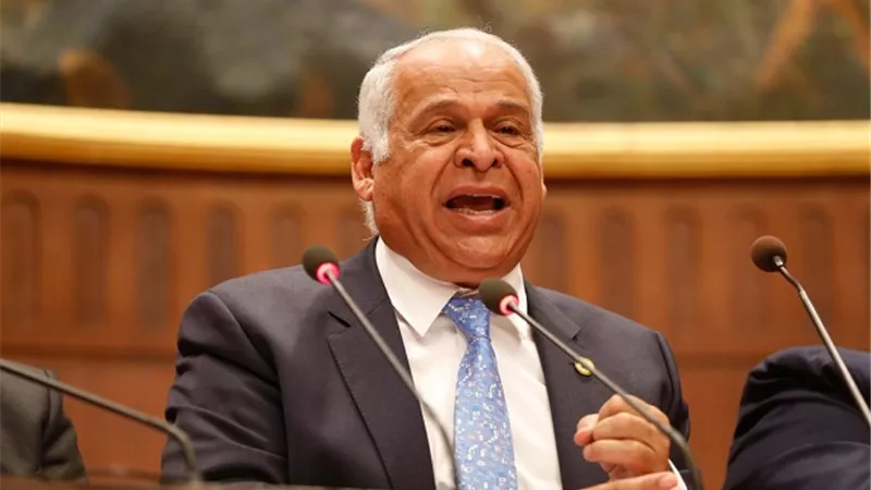 فرج عامر يطالب بتخفيض تذاكر كأس الأمم الافريقية الى 50 جنيها بدلا من 200