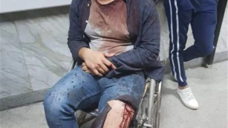 محام يتخلص من طالب الحقوق بطعنات السكين فى الشارع