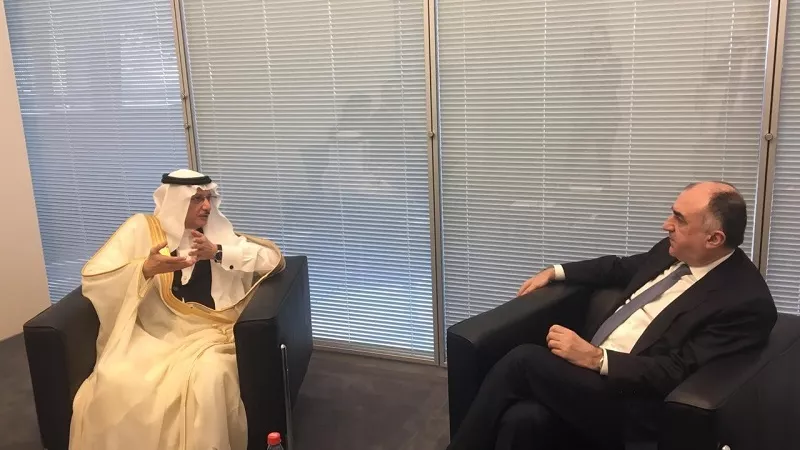 العثيمين يدعو لبناء سد ثقافي حضاري يمنع تغوّل الكراهية والعنصرية