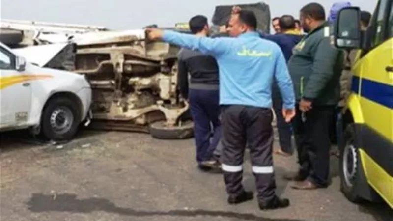اصابة 8 بينهم ألمانية فى حادث تصادم سيارتين بماراثون فى البحيرة