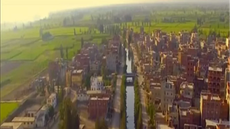 وزير الإسكان يستعرض مشروعات إنتاج 