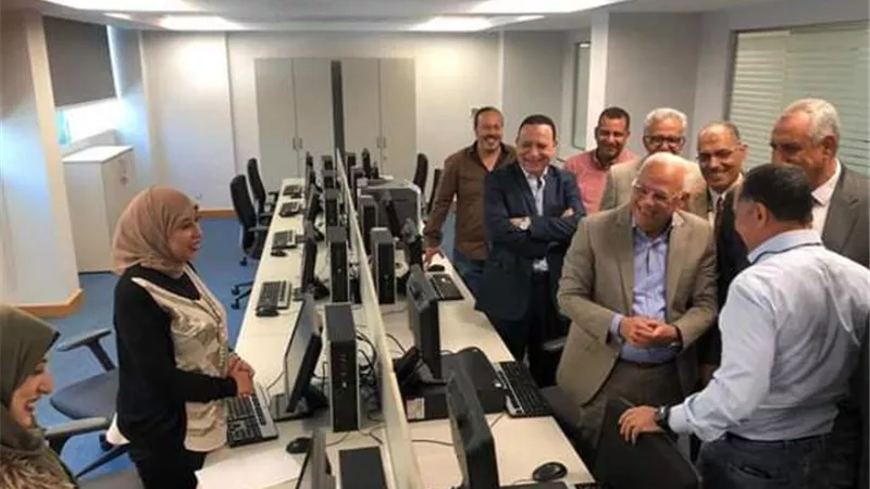 بدء التشغيل التجريبي للشباك الواحد بجمارك بورسعيد
