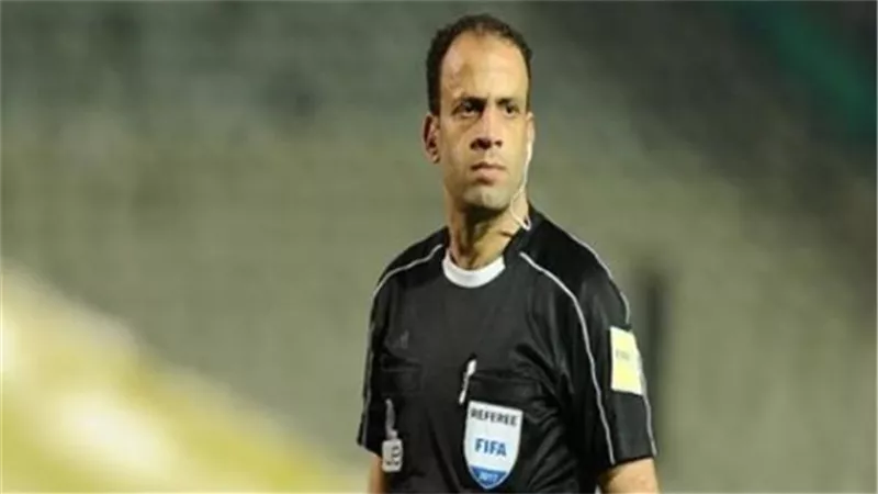 الحنفى يدير مباراة الاهلى والنجوم